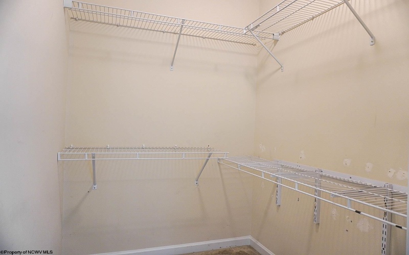 101 Auburn Drive, Morgantown, West Virginia 26501, 3 Bedroom Bedrooms, 5 Room Rooms,2 BathroomBathrooms,Single Family Attached,For Sale,Auburn,0,10166881