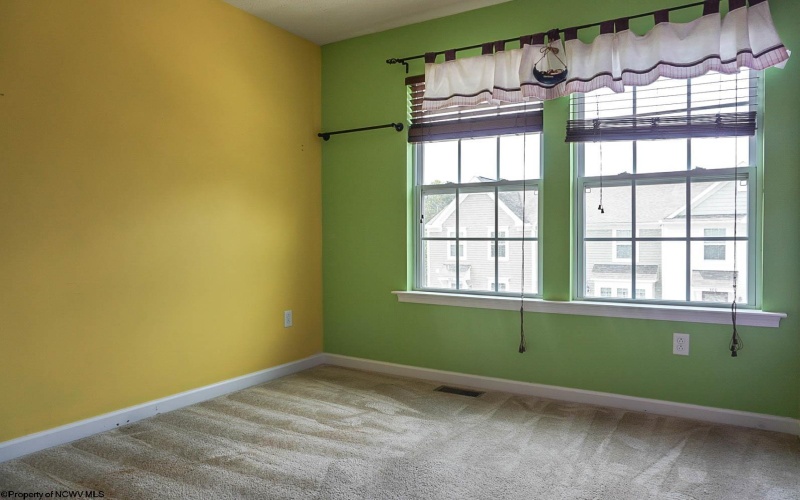 101 Auburn Drive, Morgantown, West Virginia 26501, 3 Bedroom Bedrooms, 5 Room Rooms,2 BathroomBathrooms,Single Family Attached,For Sale,Auburn,0,10166881