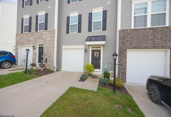 14 Dover Court, Bridgeport, West Virginia 26330, 3 Bedroom Bedrooms, 6 Room Rooms,2 BathroomBathrooms,Single Family Attached,For Sale,Dover,0,10166896
