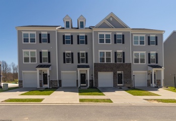 22 Dover Court, Bridgeport, West Virginia 26330-0000, 3 Bedroom Bedrooms, 6 Room Rooms,3 BathroomBathrooms,Residential Rentals,For Rent,Dover,0,10166886