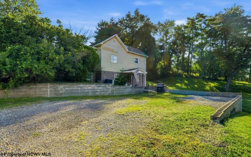 8178 Norman Street, Stonewood, West Virginia 26301, 2 Bedroom Bedrooms, 5 Room Rooms,1 BathroomBathrooms,Single Family Detached,For Sale,Norman,0,10166887