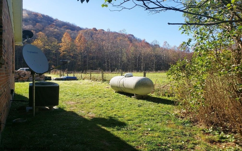 2100 Whitmer Road, Harman, West Virginia 26270, 3 Bedroom Bedrooms, 6 Room Rooms,2 BathroomBathrooms,Single Family Detached,For Sale,Whitmer,0,10156966