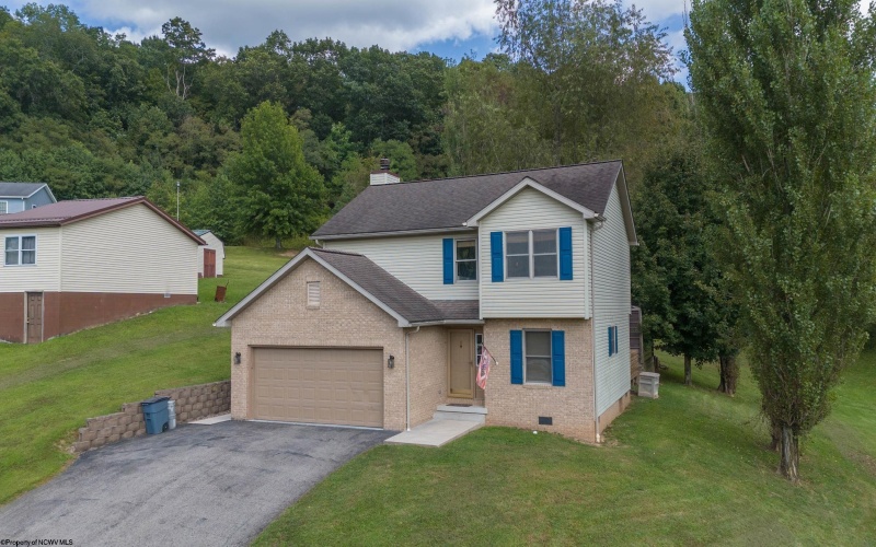 168 Tygart Drive, Philippi, West Virginia 26416, 3 Bedroom Bedrooms, 7 Room Rooms,2 BathroomBathrooms,Single Family Detached,For Sale,Tygart,0,10166902