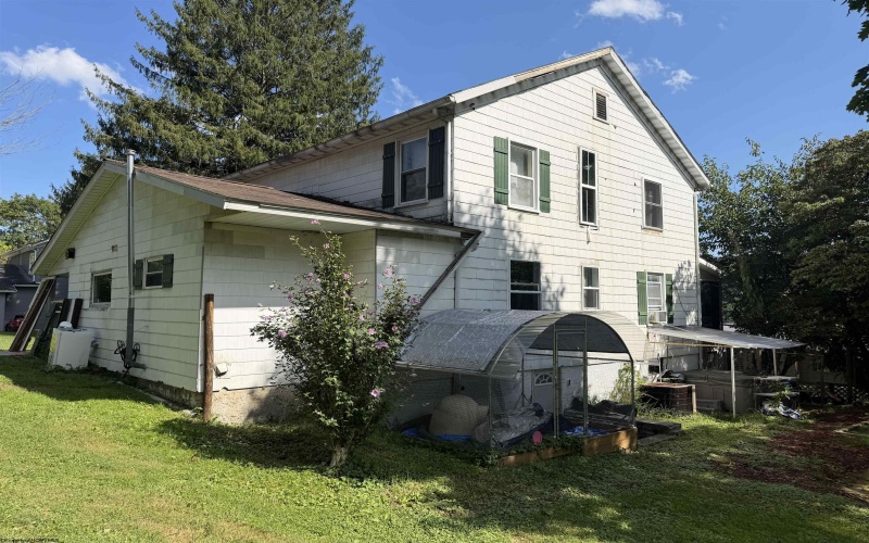 115 Clayton Street, Rivesville, West Virginia 26588, 5 Bedroom Bedrooms, 11 Room Rooms,2 BathroomBathrooms,Single Family Detached,For Sale,Clayton,0,10166898