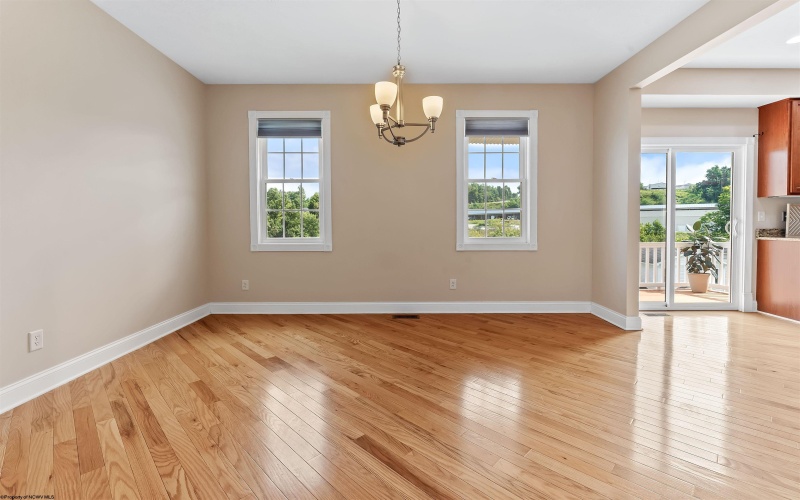 20 Turnstone Drive, Morgantown, West Virginia 26505, 3 Bedroom Bedrooms, 7 Room Rooms,3 BathroomBathrooms,Single Family Attached,For Sale,Turnstone,0,10166912