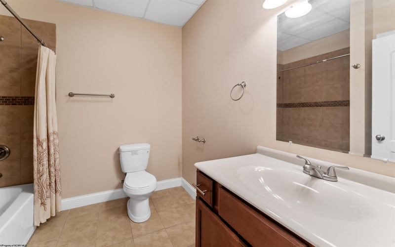 20 Turnstone Drive, Morgantown, West Virginia 26505, 3 Bedroom Bedrooms, 7 Room Rooms,3 BathroomBathrooms,Single Family Attached,For Sale,Turnstone,0,10166912