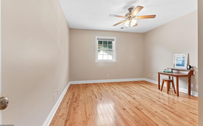 20 Turnstone Drive, Morgantown, West Virginia 26505, 3 Bedroom Bedrooms, 7 Room Rooms,3 BathroomBathrooms,Single Family Attached,For Sale,Turnstone,0,10166912
