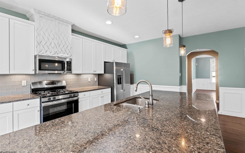 64 Falling Water Lane, Morgantown, West Virginia 26508, 4 Bedroom Bedrooms, 10 Room Rooms,5 BathroomBathrooms,Residential Rentals,For Rent,Falling Water,0,10166907