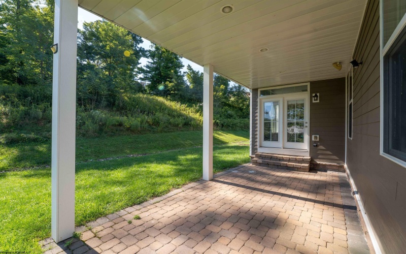 64 Falling Water Lane, Morgantown, West Virginia 26508, 4 Bedroom Bedrooms, 10 Room Rooms,5 BathroomBathrooms,Residential Rentals,For Rent,Falling Water,0,10166907