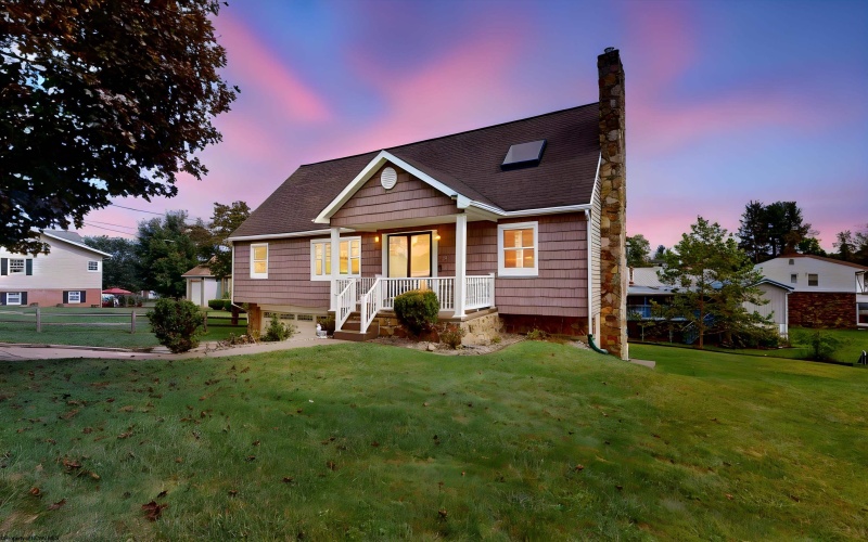 679 Old Monongah Road, Fairmont, West Virginia 26554, 4 Bedroom Bedrooms, 10 Room Rooms,2 BathroomBathrooms,Single Family Detached,For Sale,Old Monongah,0,10166922
