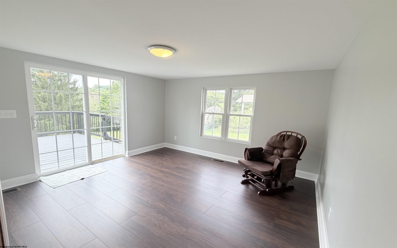 18968 Veterans Memorial Highway, Kingwood, West Virginia 26537, 2 Bedroom Bedrooms, 5 Room Rooms,1 BathroomBathrooms,Single Family Detached,For Sale,Veterans Memorial,0,10166921