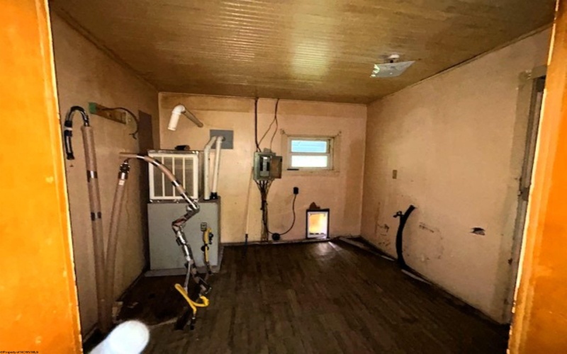 234 Dunn Avenue, Fairmont, West Virginia 26554, 2 Bedroom Bedrooms, 7 Room Rooms,1 BathroomBathrooms,Single Family Detached,For Sale,Dunn,0,10166920