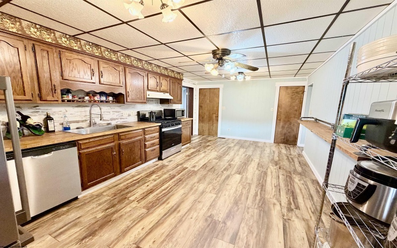 29 Pleasant View Road, Rivesville, West Virginia 26588, 3 Bedroom Bedrooms, 5 Room Rooms,2 BathroomBathrooms,Single Family Detached,For Sale,Pleasant View,0,10166905