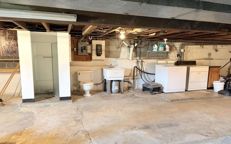 29 Pleasant View Road, Rivesville, West Virginia 26588, 3 Bedroom Bedrooms, 5 Room Rooms,2 BathroomBathrooms,Single Family Detached,For Sale,Pleasant View,0,10166905