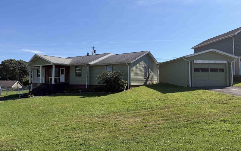 29 Pleasant View Road, Rivesville, West Virginia 26588, 3 Bedroom Bedrooms, 5 Room Rooms,2 BathroomBathrooms,Single Family Detached,For Sale,Pleasant View,0,10166905