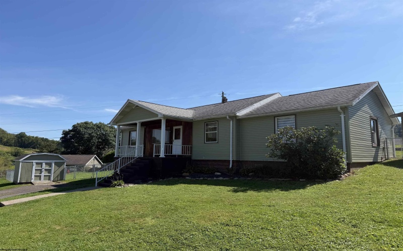 29 Pleasant View Road, Rivesville, West Virginia 26588, 3 Bedroom Bedrooms, 5 Room Rooms,2 BathroomBathrooms,Single Family Detached,For Sale,Pleasant View,0,10166905