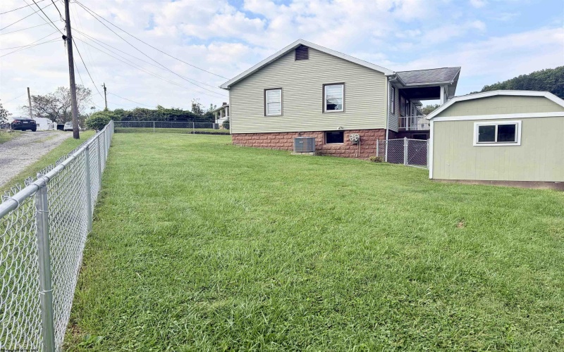 29 Pleasant View Road, Rivesville, West Virginia 26588, 3 Bedroom Bedrooms, 5 Room Rooms,2 BathroomBathrooms,Single Family Detached,For Sale,Pleasant View,0,10166905