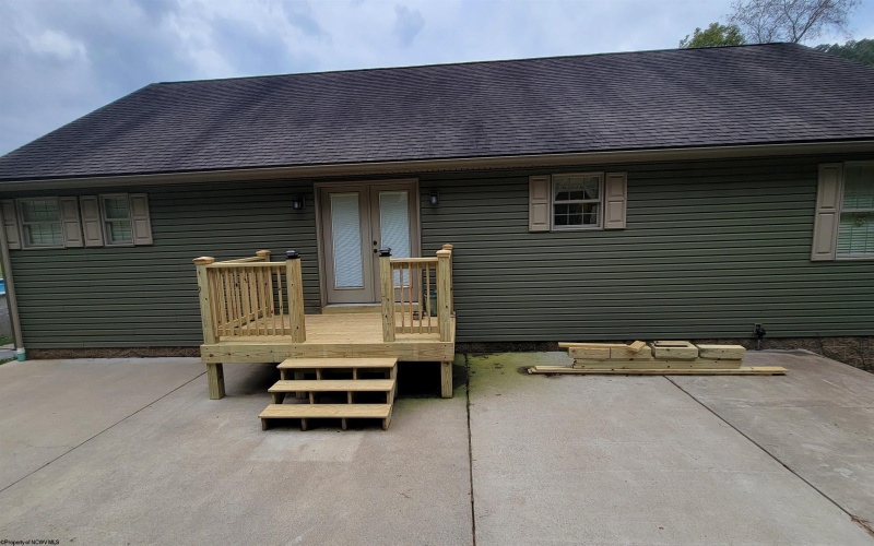 1891 Pricketts Creek Road, Fairmont, West Virginia 26554, 3 Bedroom Bedrooms, 8 Room Rooms,2 BathroomBathrooms,Single Family Detached,For Sale,Pricketts Creek,0,10166909