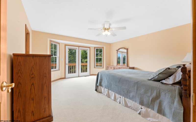 404 Cedar Lane, Morgantown, West Virginia 26508, 3 Bedroom Bedrooms, 7 Room Rooms,3 BathroomBathrooms,Single Family Detached,For Sale,Cedar,0,10166913