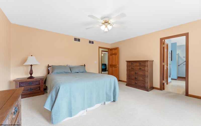 404 Cedar Lane, Morgantown, West Virginia 26508, 3 Bedroom Bedrooms, 7 Room Rooms,3 BathroomBathrooms,Single Family Detached,For Sale,Cedar,0,10166913