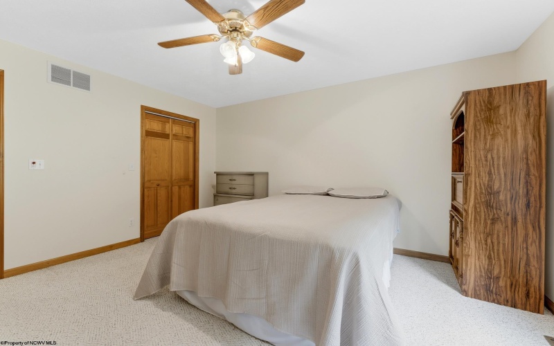 404 Cedar Lane, Morgantown, West Virginia 26508, 3 Bedroom Bedrooms, 7 Room Rooms,3 BathroomBathrooms,Single Family Detached,For Sale,Cedar,0,10166913