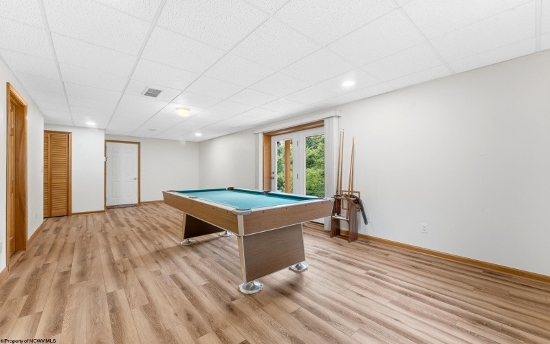 404 Cedar Lane, Morgantown, West Virginia 26508, 3 Bedroom Bedrooms, 7 Room Rooms,3 BathroomBathrooms,Single Family Detached,For Sale,Cedar,0,10166913