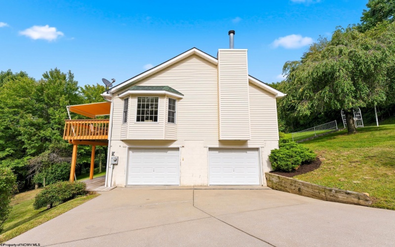 404 Cedar Lane, Morgantown, West Virginia 26508, 3 Bedroom Bedrooms, 7 Room Rooms,3 BathroomBathrooms,Single Family Detached,For Sale,Cedar,0,10166913