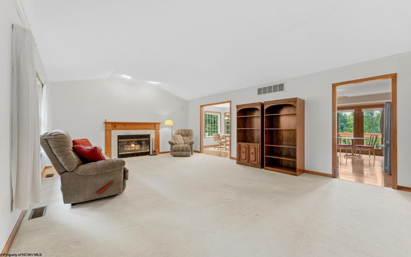 404 Cedar Lane, Morgantown, West Virginia 26508, 3 Bedroom Bedrooms, 7 Room Rooms,3 BathroomBathrooms,Single Family Detached,For Sale,Cedar,0,10166913