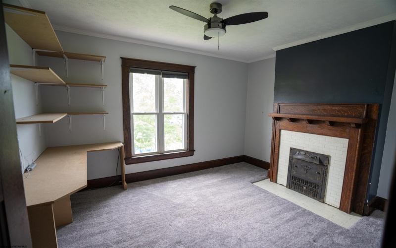 1116 Morgantown Avenue, Fairmont, West Virginia 26554, 5 Bedroom Bedrooms, 16 Room Rooms,2 BathroomBathrooms,Single Family Detached,For Sale,Morgantown,0,10166914