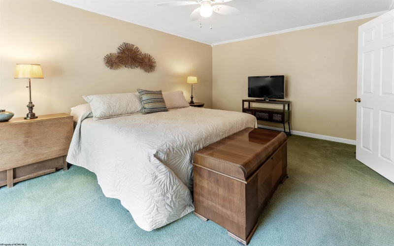 4001 Morningside Way, Morgantown, West Virginia 26505, 3 Bedroom Bedrooms, 6 Room Rooms,3 BathroomBathrooms,Single Family Detached,For Sale,Morningside,0,10166910