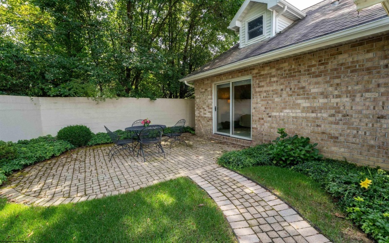 4001 Morningside Way, Morgantown, West Virginia 26505, 3 Bedroom Bedrooms, 6 Room Rooms,3 BathroomBathrooms,Single Family Detached,For Sale,Morningside,0,10166910