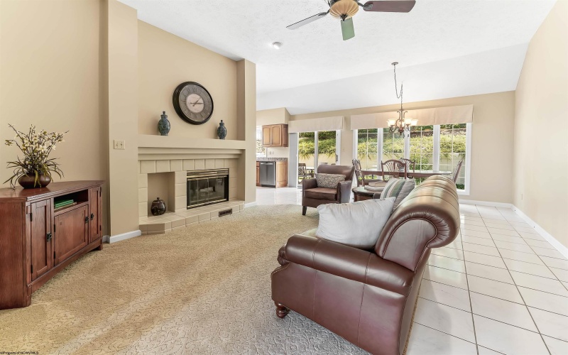 4001 Morningside Way, Morgantown, West Virginia 26505, 3 Bedroom Bedrooms, 6 Room Rooms,3 BathroomBathrooms,Single Family Detached,For Sale,Morningside,0,10166910