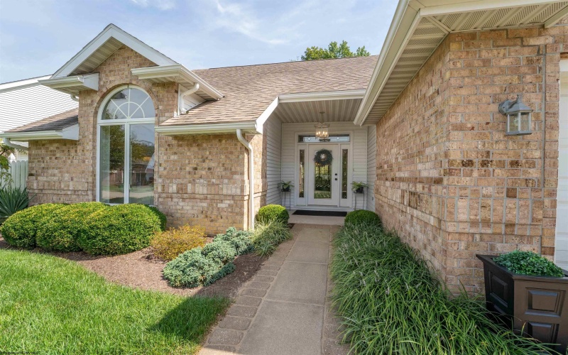 4001 Morningside Way, Morgantown, West Virginia 26505, 3 Bedroom Bedrooms, 6 Room Rooms,3 BathroomBathrooms,Single Family Detached,For Sale,Morningside,0,10166910