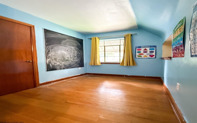 1038 Sunset Drive, Fairmont, West Virginia 26554, 3 Bedroom Bedrooms, 7 Room Rooms,1 BathroomBathrooms,Single Family Detached,For Sale,Sunset,0,10166908
