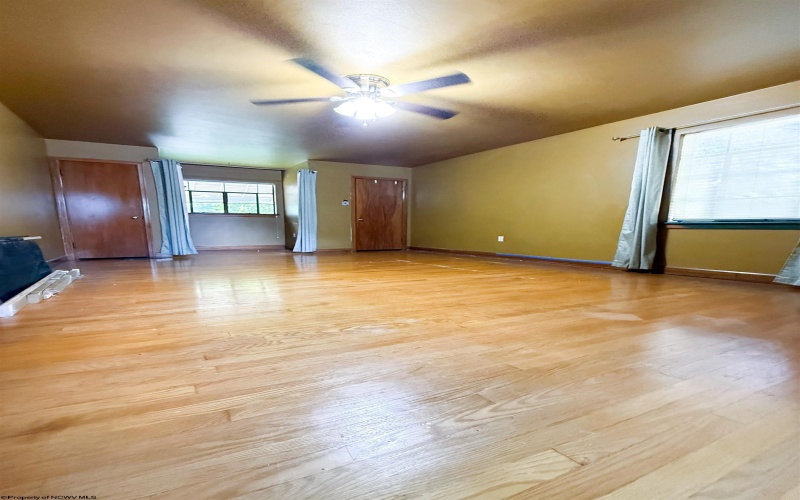 1038 Sunset Drive, Fairmont, West Virginia 26554, 3 Bedroom Bedrooms, 7 Room Rooms,1 BathroomBathrooms,Single Family Detached,For Sale,Sunset,0,10166908