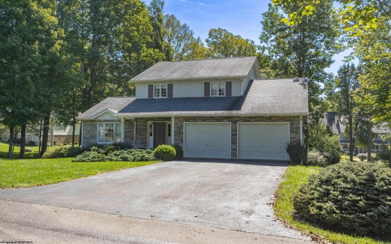107 Juniper Lane, Fairmont, West Virginia 26554, 3 Bedroom Bedrooms, 7 Room Rooms,2 BathroomBathrooms,Single Family Detached,For Sale,Juniper,0,10166906