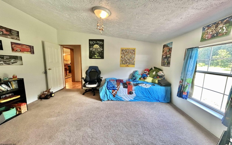 639 Burns Farm Road, Grafton, West Virginia 26354-8710, 3 Bedroom Bedrooms, 7 Room Rooms,2 BathroomBathrooms,Single Family Detached,For Sale,Burns Farm,0,10166925