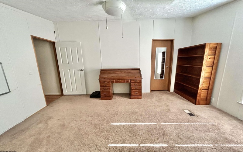 639 Burns Farm Road, Grafton, West Virginia 26354-8710, 3 Bedroom Bedrooms, 7 Room Rooms,2 BathroomBathrooms,Single Family Detached,For Sale,Burns Farm,0,10166925