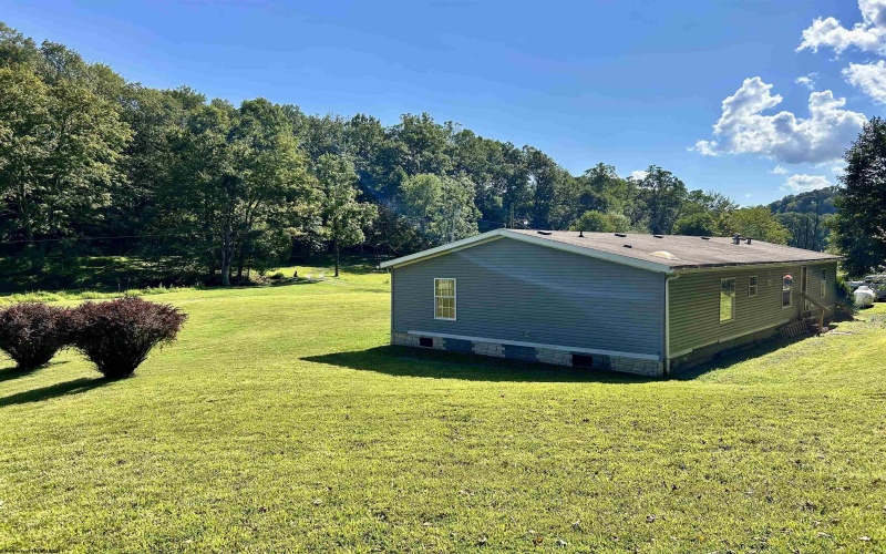 639 Burns Farm Road, Grafton, West Virginia 26354-8710, 3 Bedroom Bedrooms, 7 Room Rooms,2 BathroomBathrooms,Single Family Detached,For Sale,Burns Farm,0,10166925