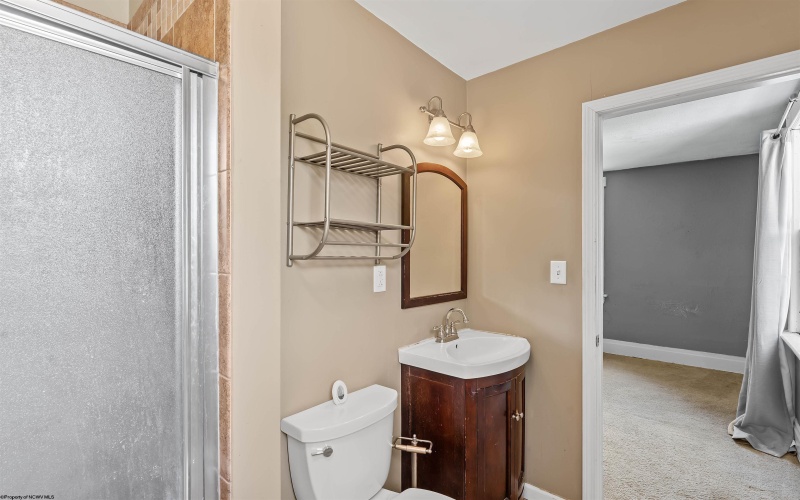 428 Van Gilder Street, Morgantown, West Virginia 26505, 3 Bedroom Bedrooms, 6 Room Rooms,2 BathroomBathrooms,Single Family Detached,For Sale,Van Gilder,0,10165429