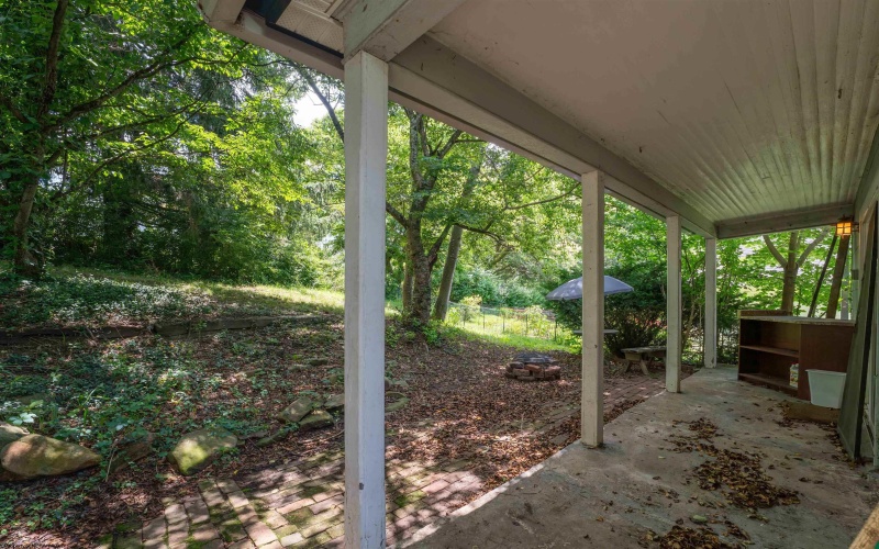 428 Van Gilder Street, Morgantown, West Virginia 26505, 3 Bedroom Bedrooms, 6 Room Rooms,2 BathroomBathrooms,Single Family Detached,For Sale,Van Gilder,0,10165429