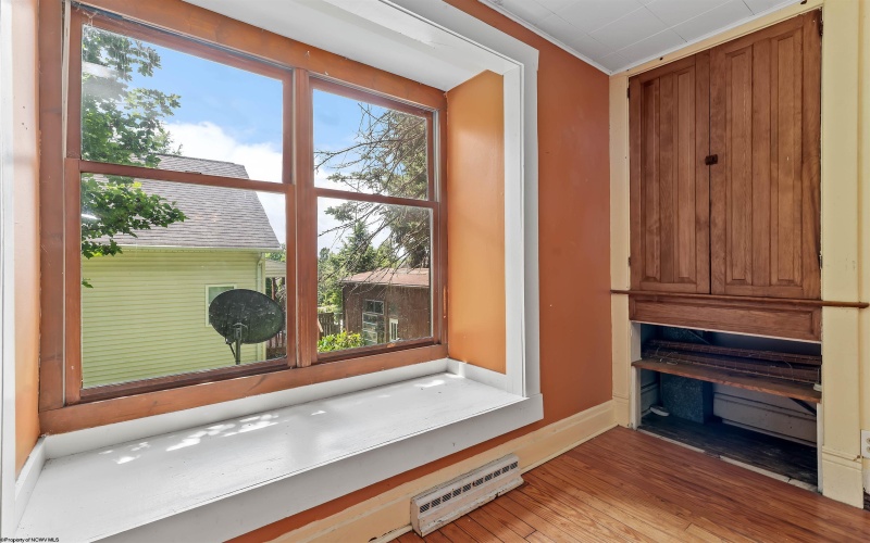 428 Van Gilder Street, Morgantown, West Virginia 26505, 3 Bedroom Bedrooms, 6 Room Rooms,2 BathroomBathrooms,Single Family Detached,For Sale,Van Gilder,0,10165429