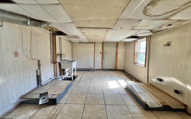 228 Main Street, Worthington, West Virginia 26591, 3 Bedroom Bedrooms, 7 Room Rooms,2 BathroomBathrooms,Single Family Detached,For Sale,Main,0,10166926