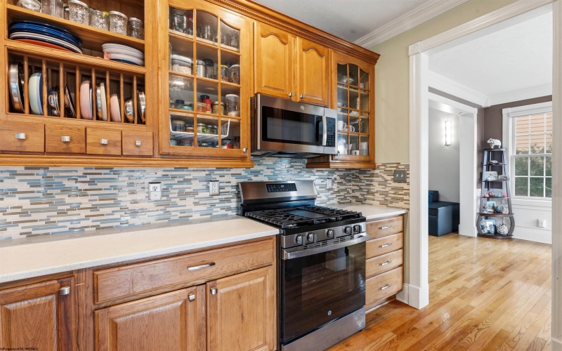 932 Suncrest Place, Morgantown, West Virginia 26505, 5 Bedroom Bedrooms, 13 Room Rooms,3 BathroomBathrooms,Single Family Detached,For Sale,Suncrest,0,10166927