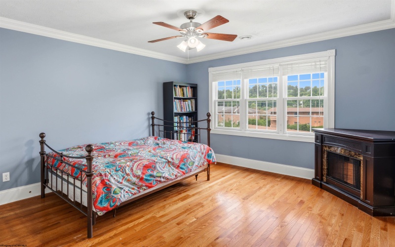 932 Suncrest Place, Morgantown, West Virginia 26505, 5 Bedroom Bedrooms, 13 Room Rooms,3 BathroomBathrooms,Single Family Detached,For Sale,Suncrest,0,10166927