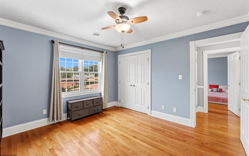 932 Suncrest Place, Morgantown, West Virginia 26505, 5 Bedroom Bedrooms, 13 Room Rooms,3 BathroomBathrooms,Single Family Detached,For Sale,Suncrest,0,10166927