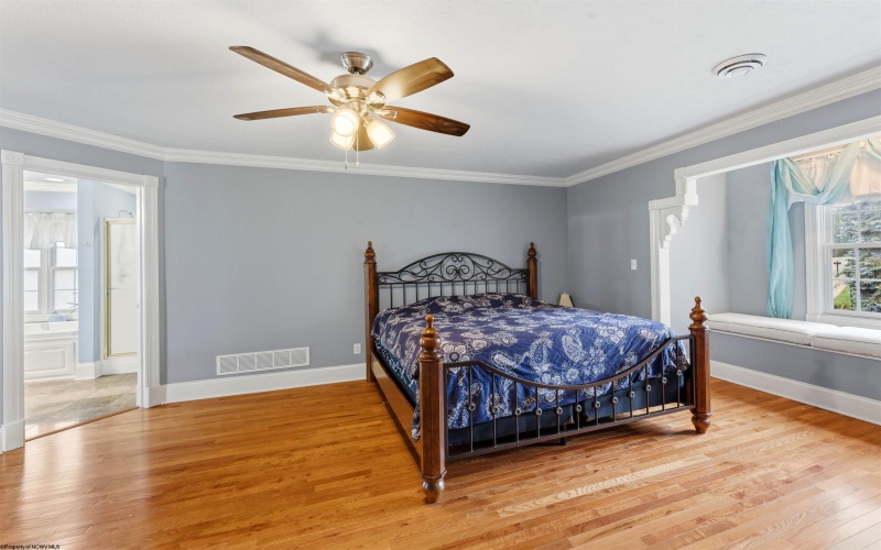 932 Suncrest Place, Morgantown, West Virginia 26505, 5 Bedroom Bedrooms, 13 Room Rooms,3 BathroomBathrooms,Single Family Detached,For Sale,Suncrest,0,10166927