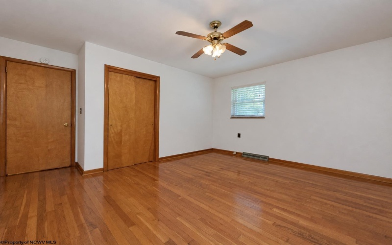 129 Lexington Avenue, Westover, West Virginia 26501, 3 Bedroom Bedrooms, 8 Room Rooms,2 BathroomBathrooms,Single Family Detached,For Sale,Lexington,0,10166930 129 Lexington Avenue, Westover, West Virginia 26501, 3 Bedroom Bedrooms, 8 Room Rooms,2 BathroomBathrooms,Single Family Detached,For Sale,Lexington,0,10166930