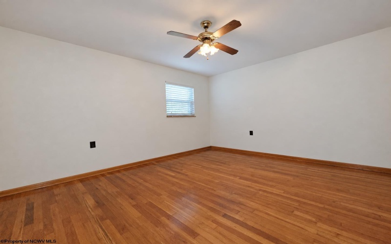 129 Lexington Avenue, Westover, West Virginia 26501, 3 Bedroom Bedrooms, 8 Room Rooms,2 BathroomBathrooms,Single Family Detached,For Sale,Lexington,0,10166930 129 Lexington Avenue, Westover, West Virginia 26501, 3 Bedroom Bedrooms, 8 Room Rooms,2 BathroomBathrooms,Single Family Detached,For Sale,Lexington,0,10166930