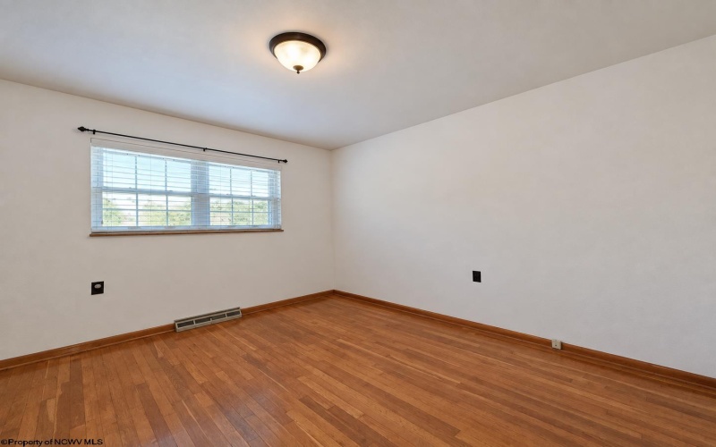 129 Lexington Avenue, Westover, West Virginia 26501, 3 Bedroom Bedrooms, 8 Room Rooms,2 BathroomBathrooms,Single Family Detached,For Sale,Lexington,0,10166930 129 Lexington Avenue, Westover, West Virginia 26501, 3 Bedroom Bedrooms, 8 Room Rooms,2 BathroomBathrooms,Single Family Detached,For Sale,Lexington,0,10166930